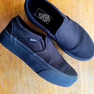Vans platform black